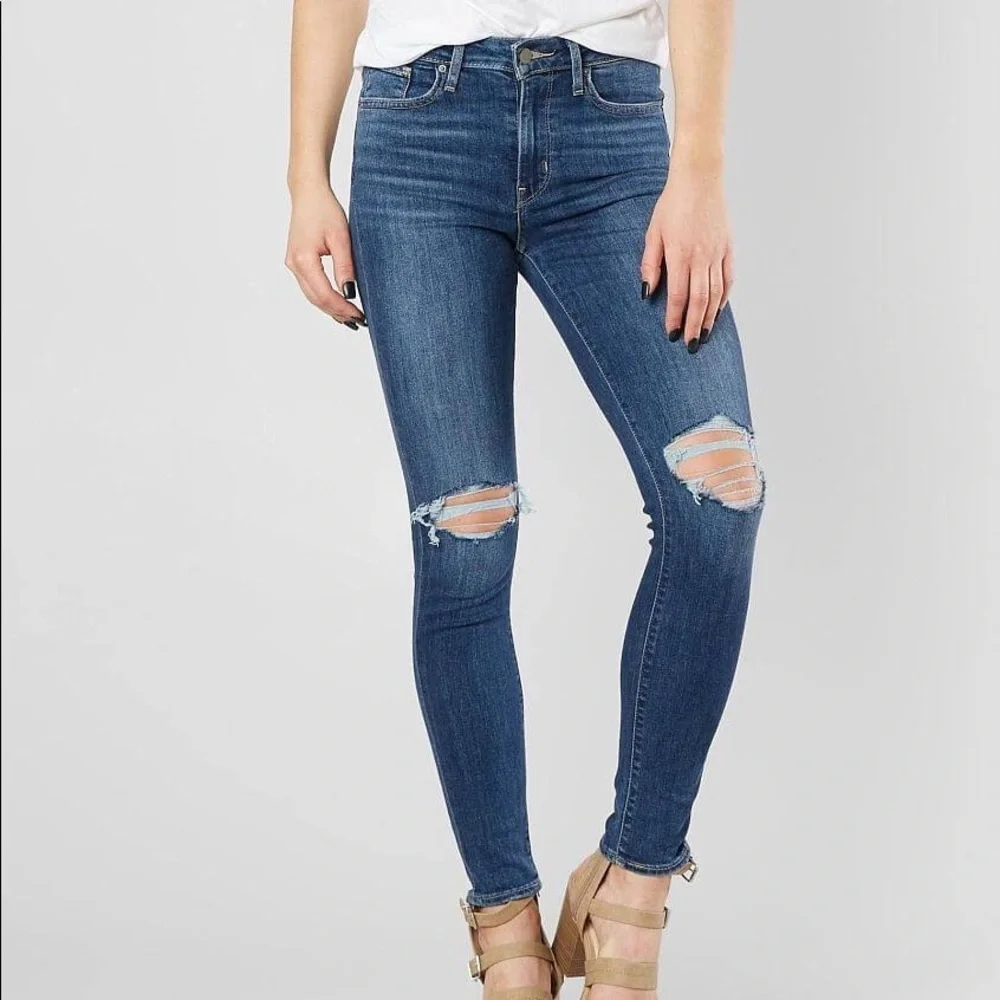 Levi’s 721 high rise skinny jean | size 26